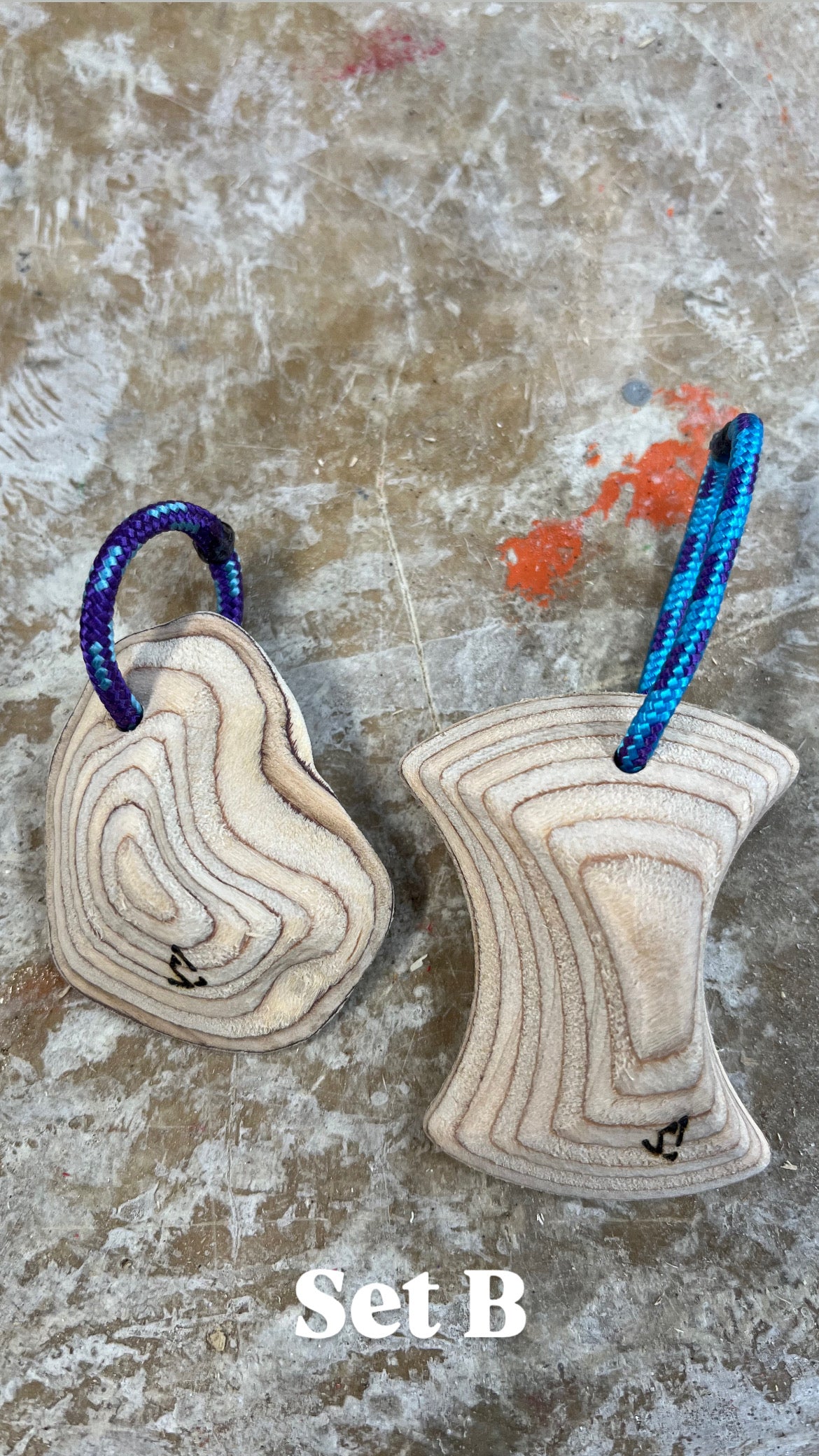 Keychain climbing holds